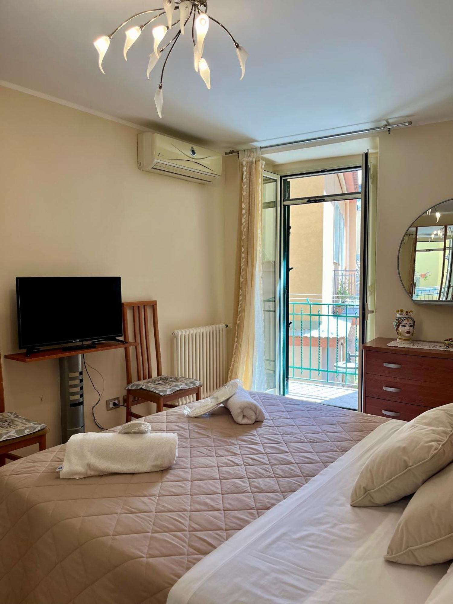 Il Siciliano Apartment تاورمينا المظهر الخارجي الصورة